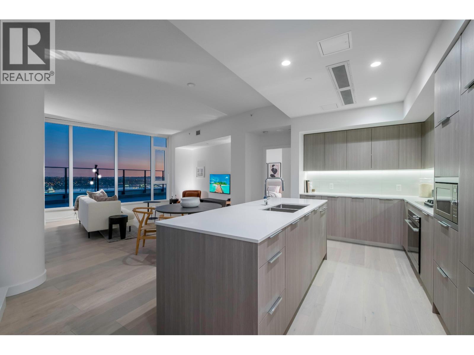 2602 1401 HUNTER STREET, North Vancouver