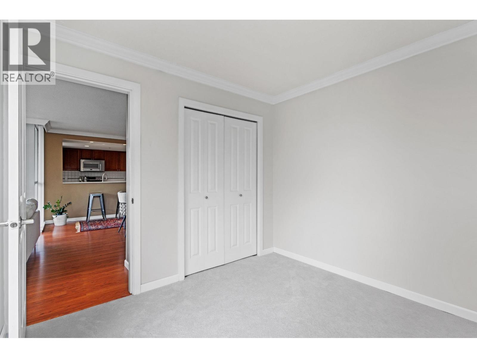 903 235 GUILDFORD WAY, Port Moody