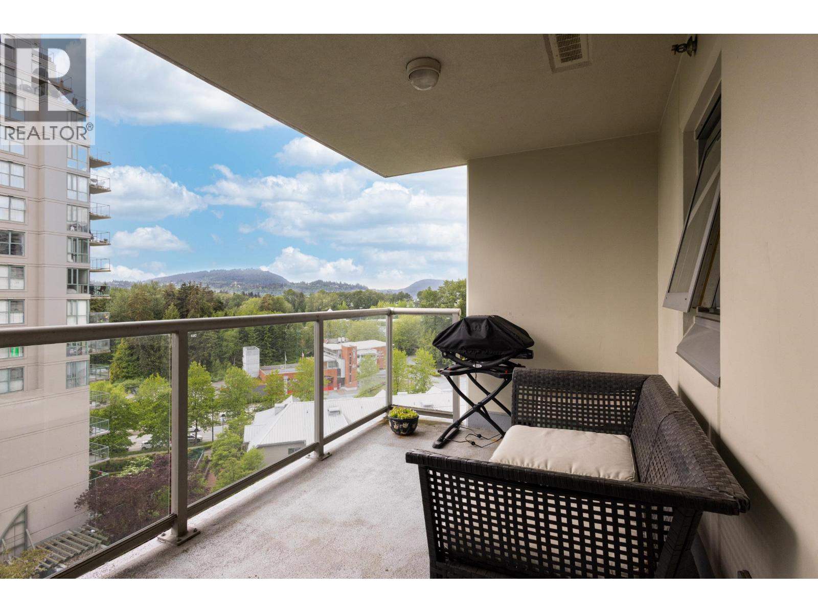 903 235 GUILDFORD WAY, Port Moody