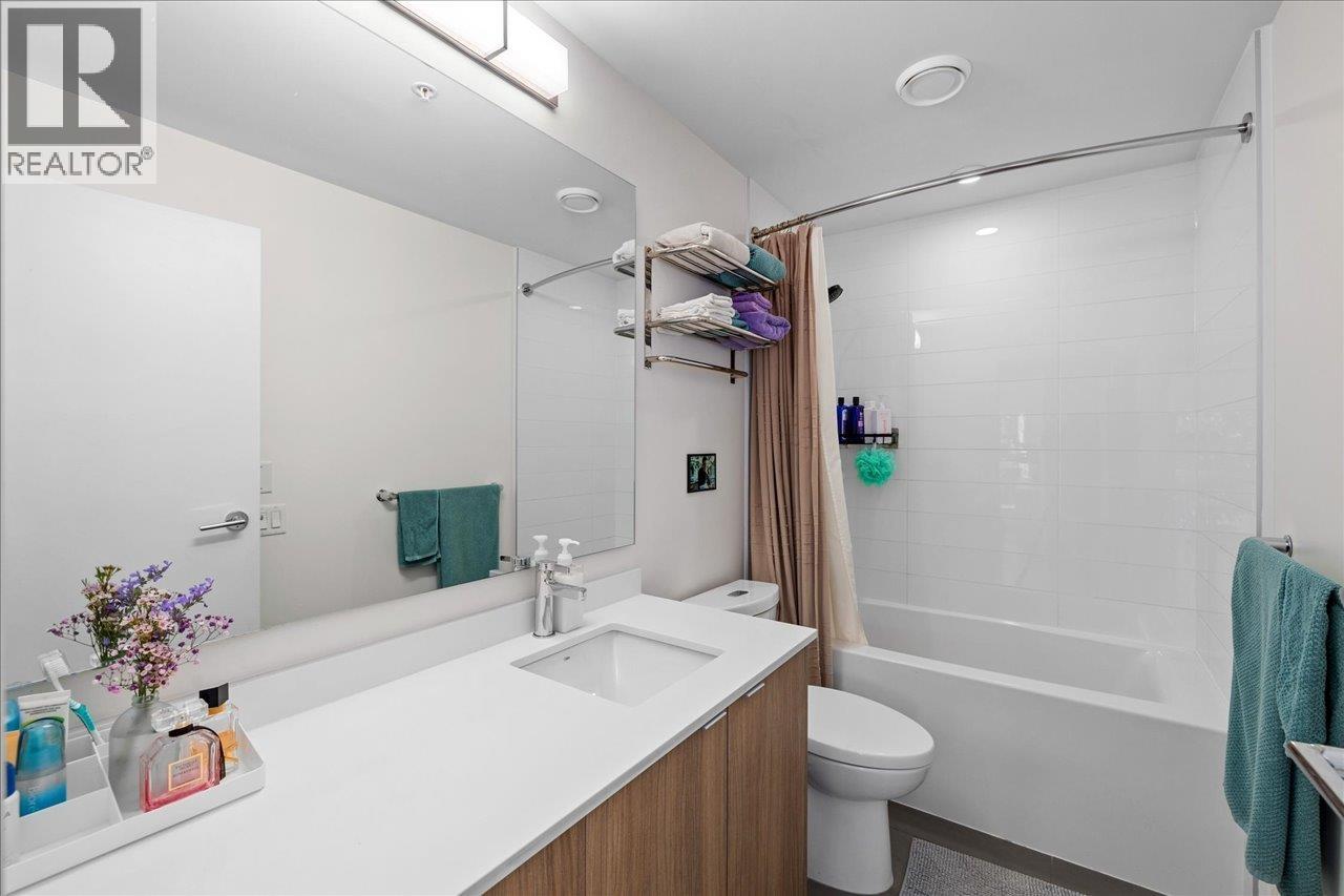 402 610 BRANTFORD STREET, New Westminster