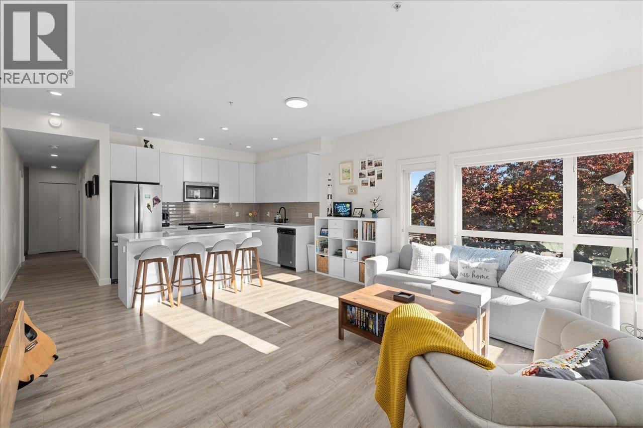 402 610 BRANTFORD STREET, New Westminster