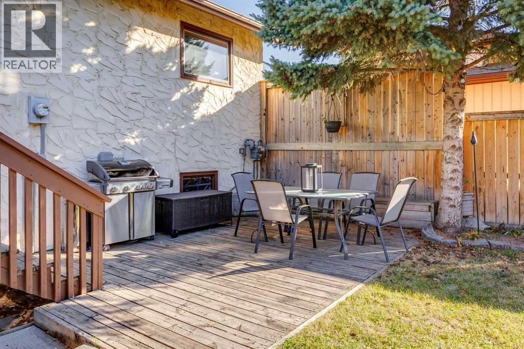 Single Family House Bi-level for Sale in  Midcrest Crescent SE Midnapore Calgary 