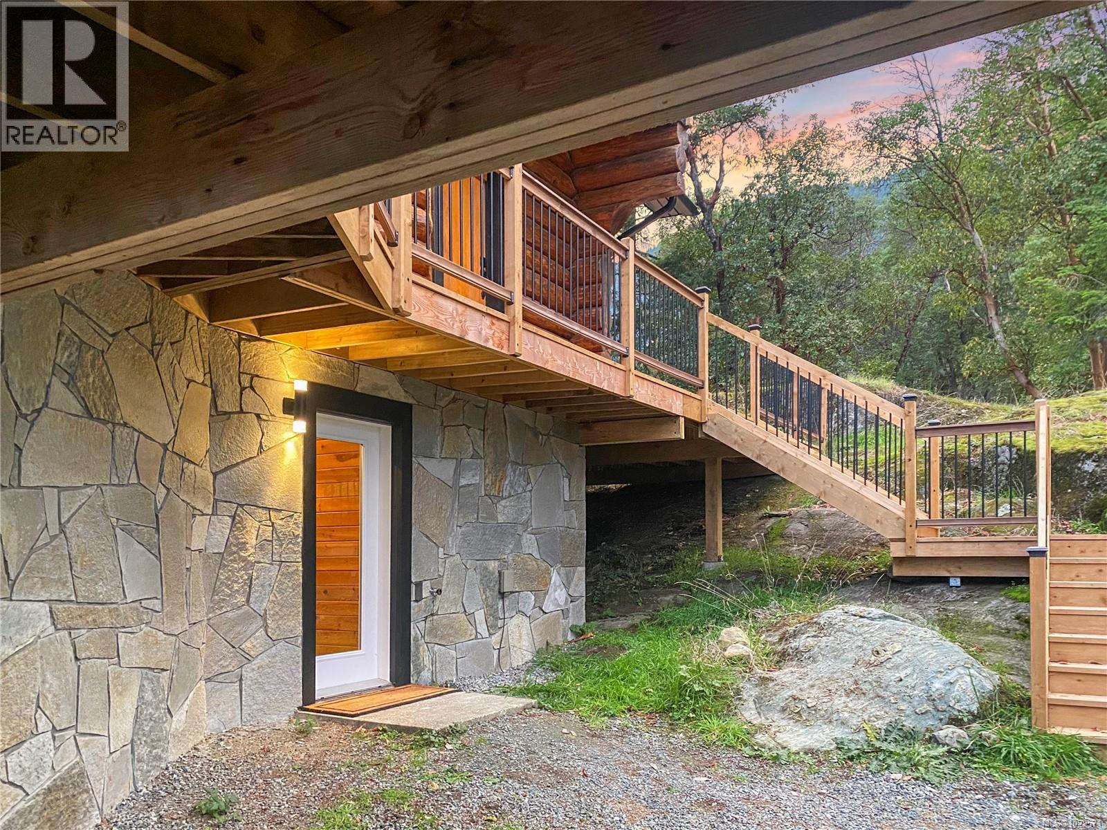 8030 Trans Canada Hwy, Duncan