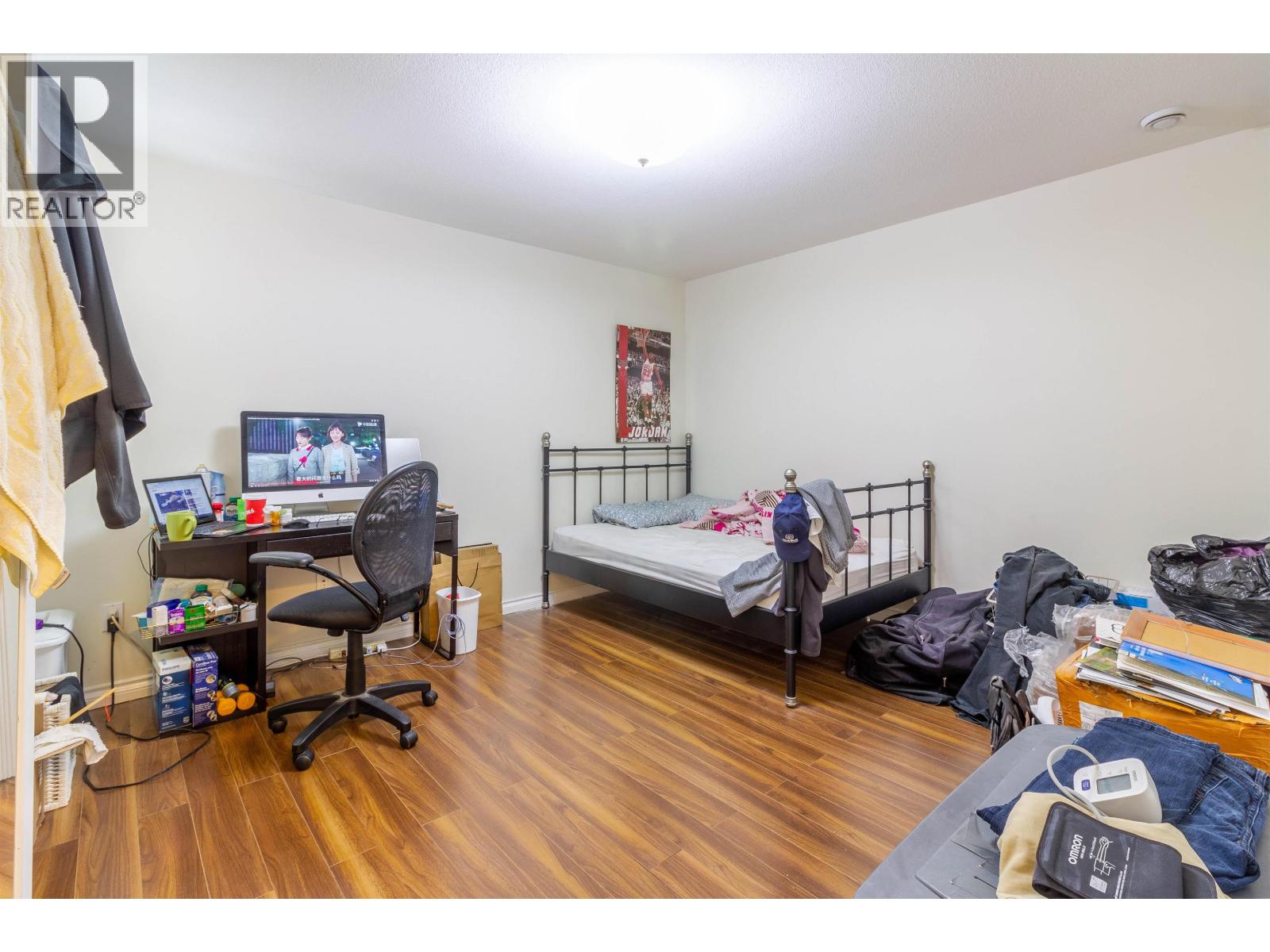 7286 BARNET ROAD, Burnaby