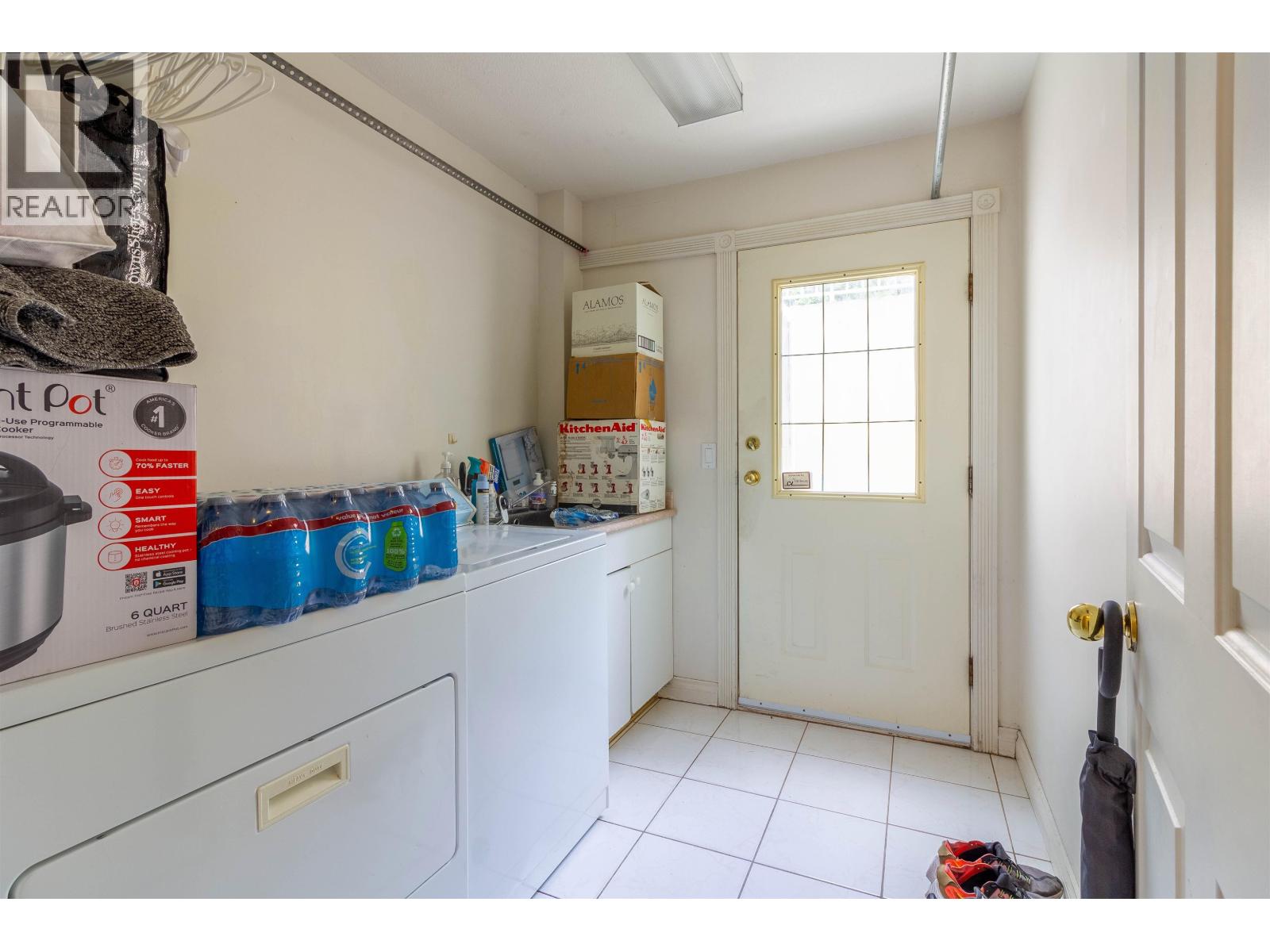 7286 BARNET ROAD, Burnaby