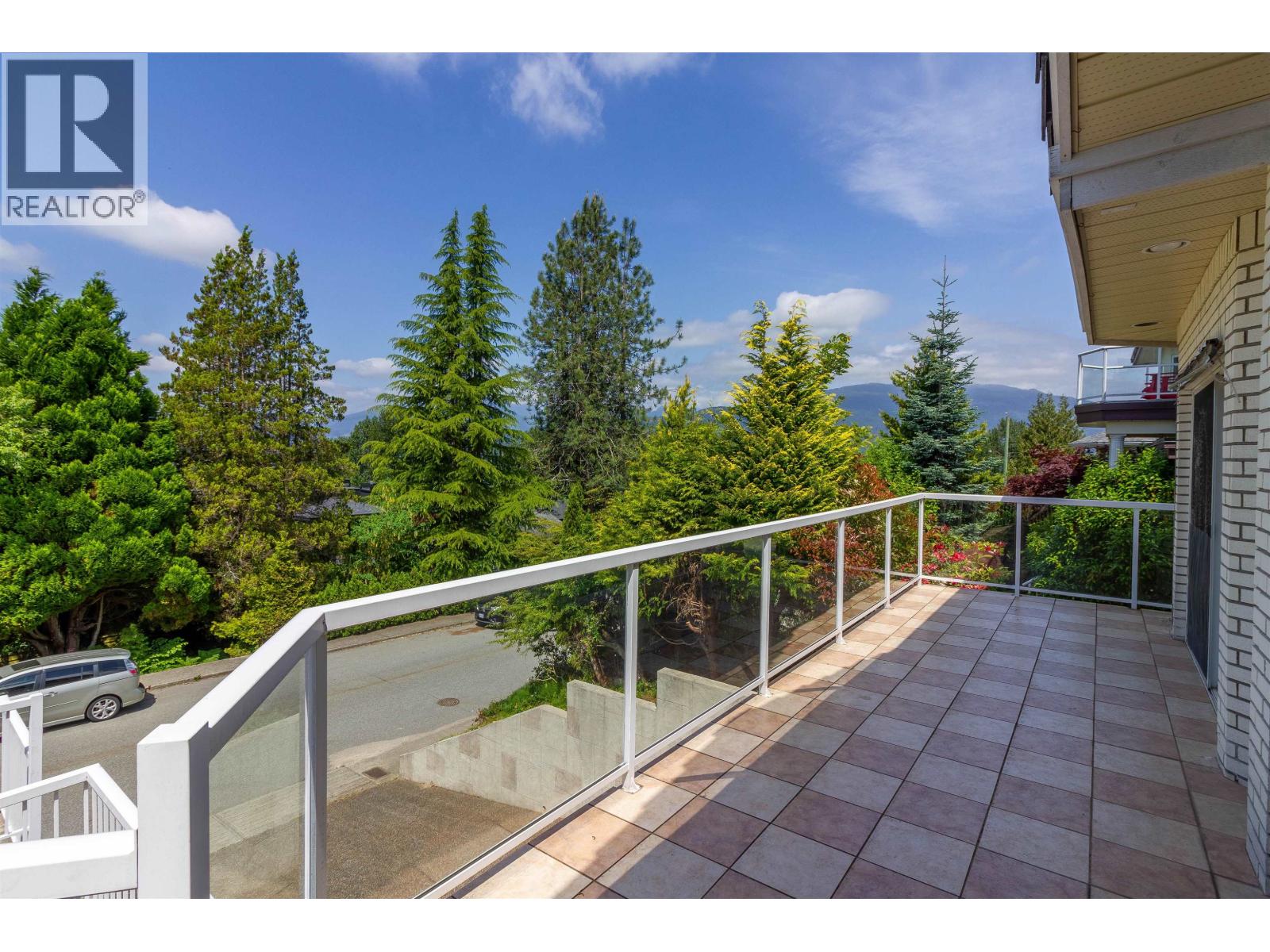 7286 BARNET ROAD, Burnaby