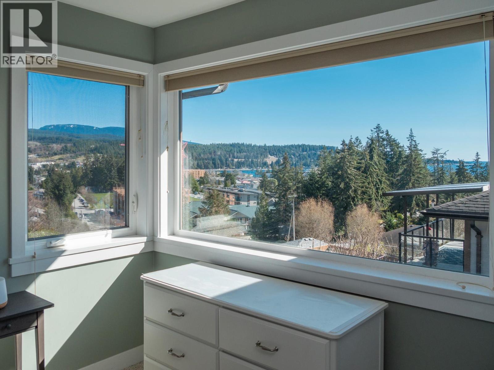 5878 MEDUSA STREET, Sechelt