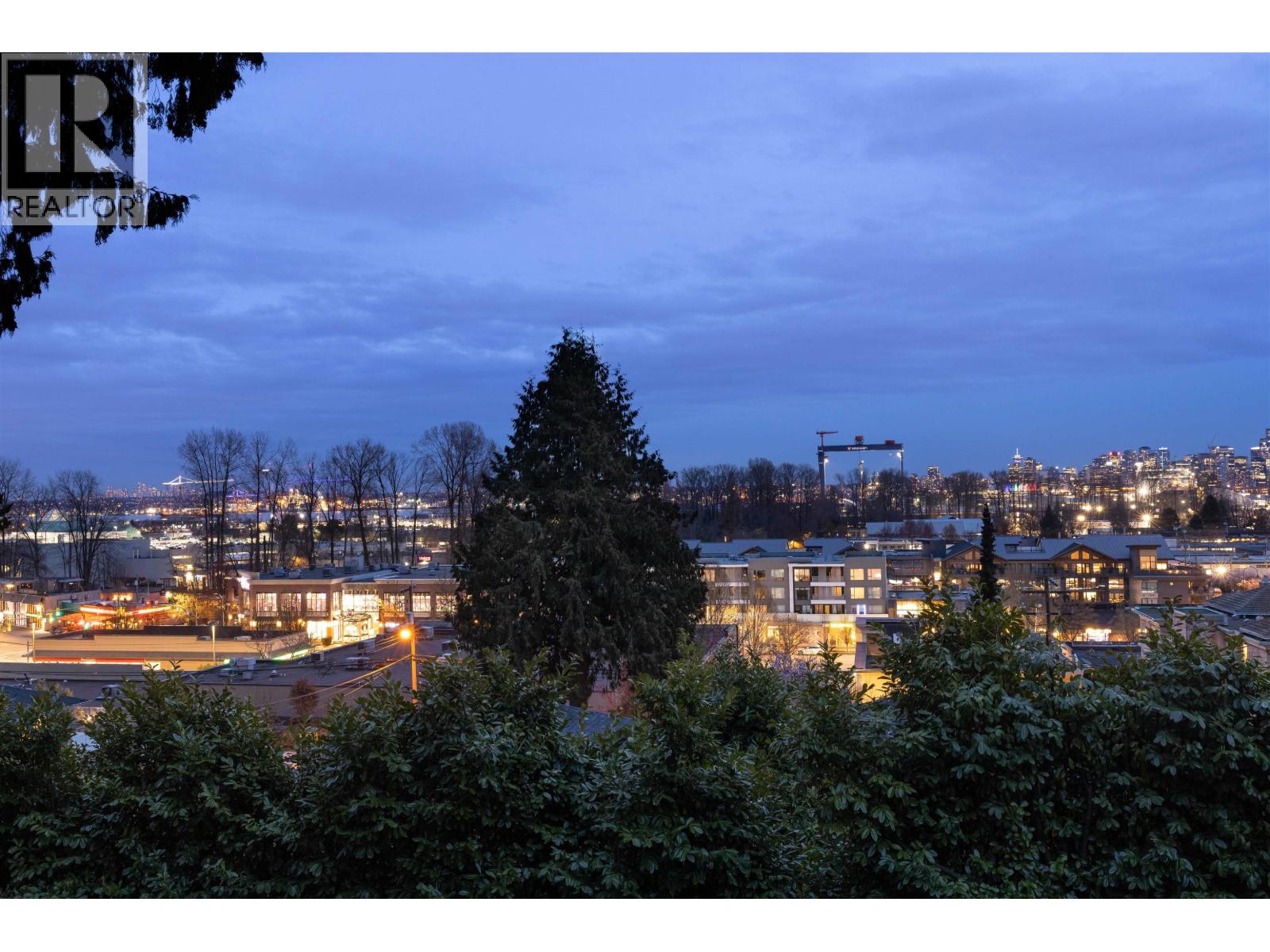 1095 W KEITH ROAD, North Vancouver