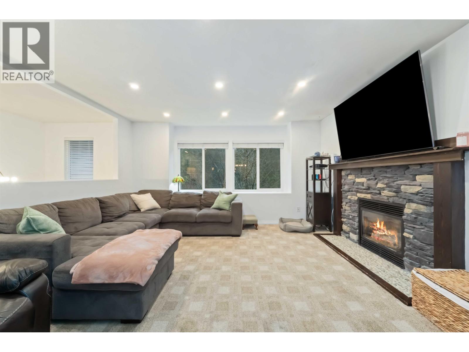 27111 122 AVENUE, Maple Ridge