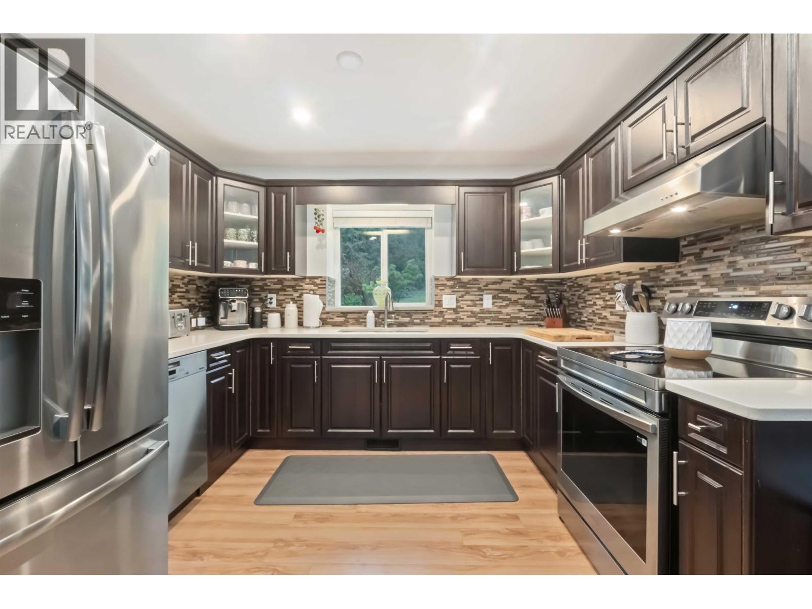 27111 122 AVENUE, Maple Ridge