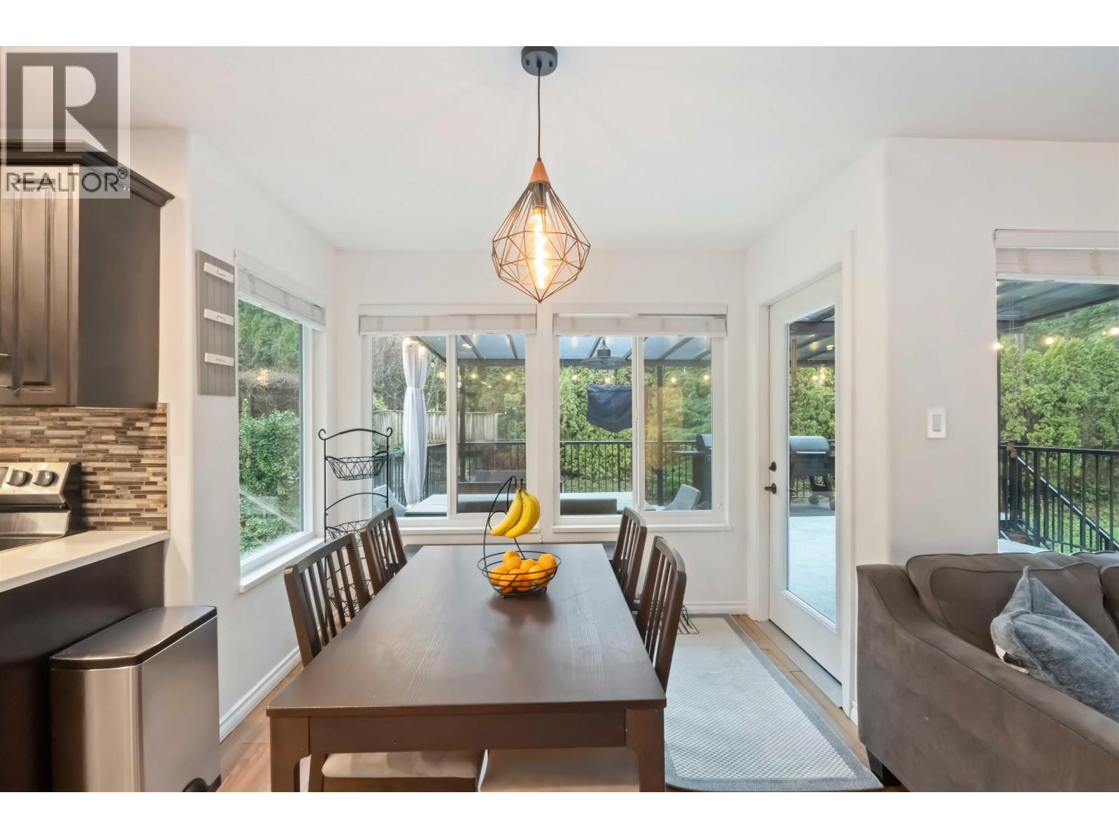 27111 122 AVENUE, Maple Ridge