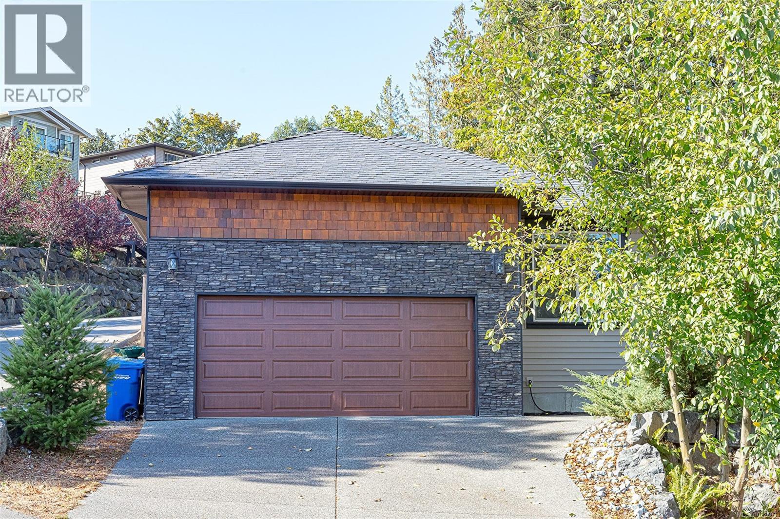 101 ROYAL OAK PL - 30