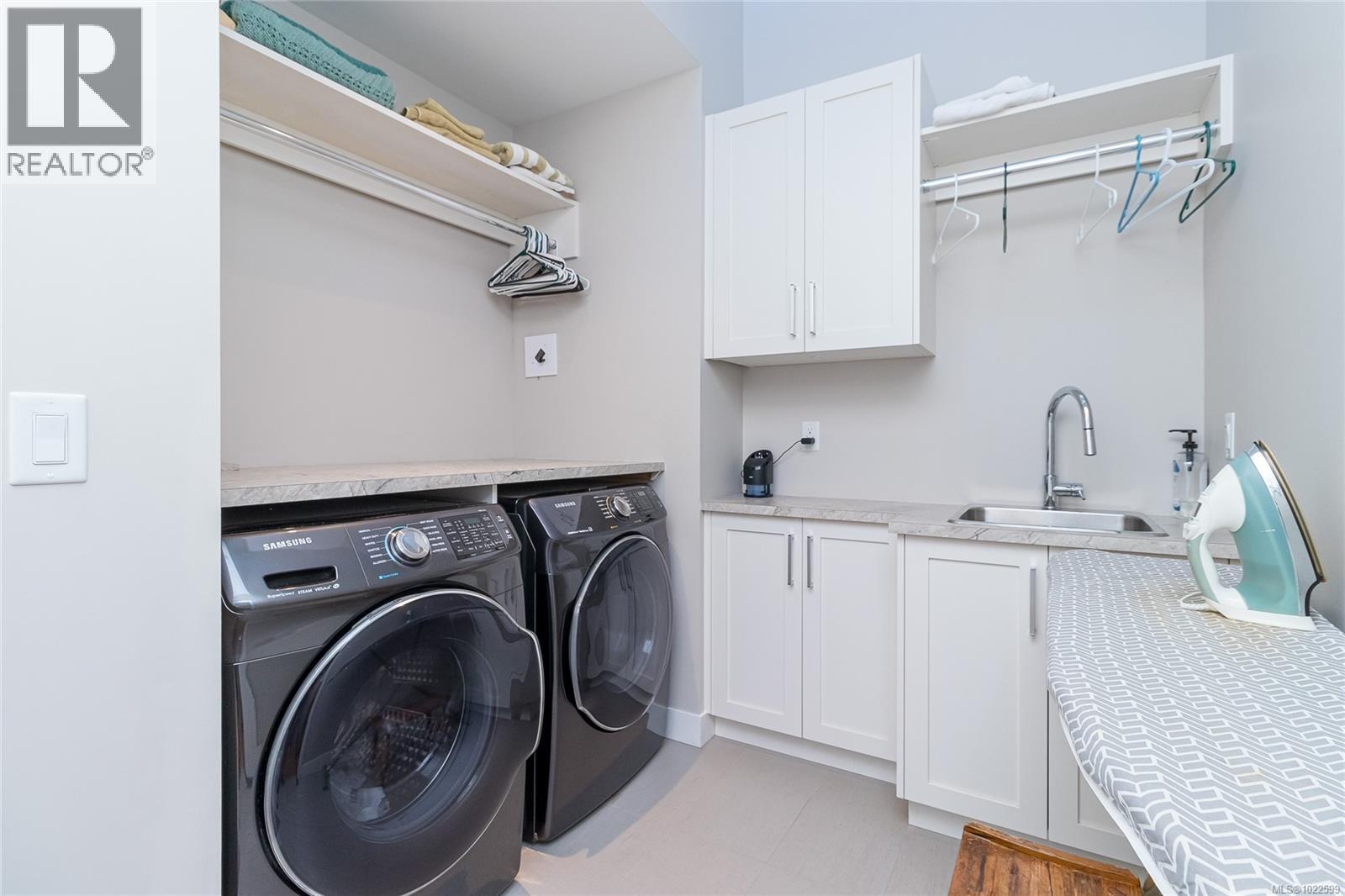 3845 GLEN OAKS DR - 33