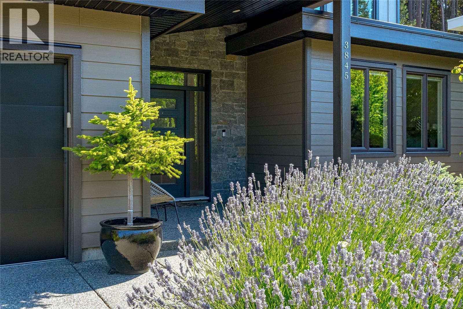 3845 GLEN OAKS DR - 47