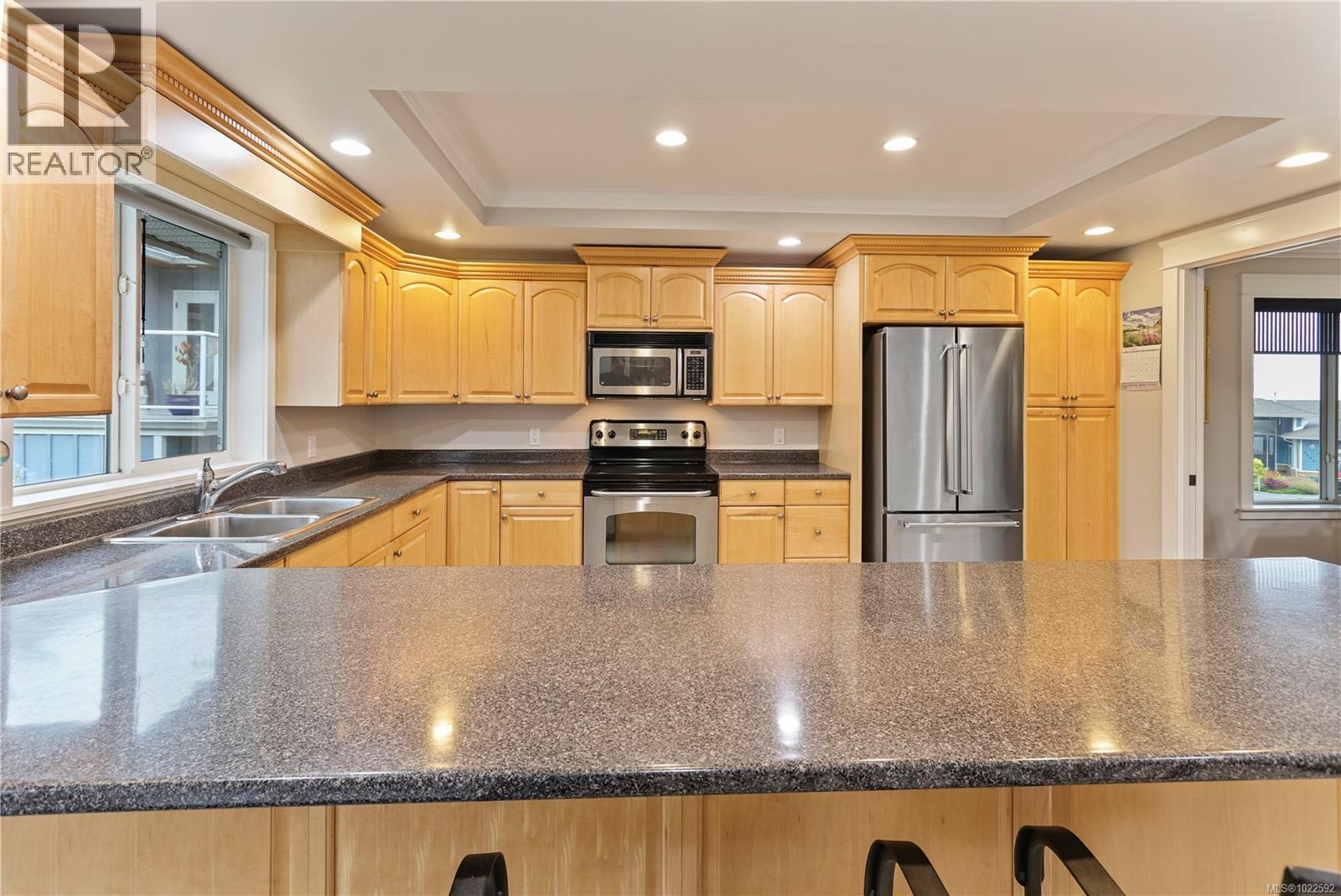 5671 Muggies Way, Nanaimo