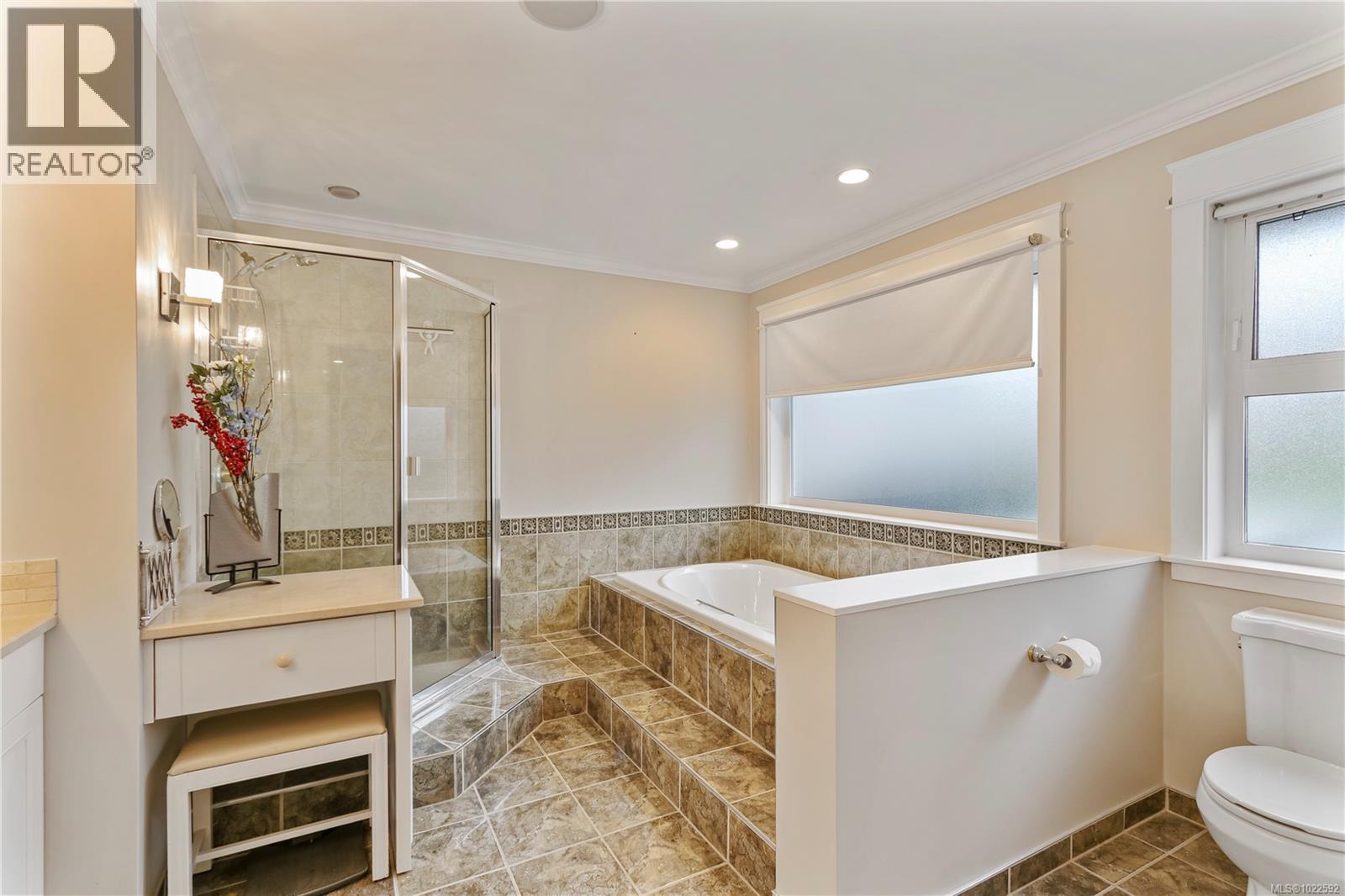 5671 Muggies Way, Nanaimo