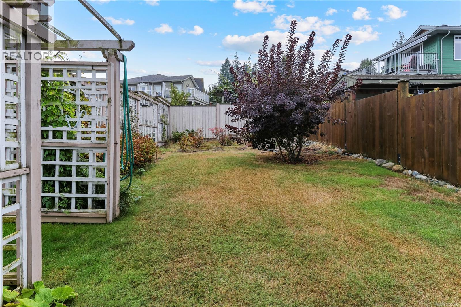 5671 Muggies Way, Nanaimo