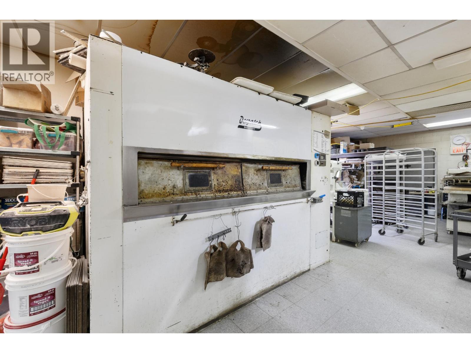 Retail in Creston - Image 34