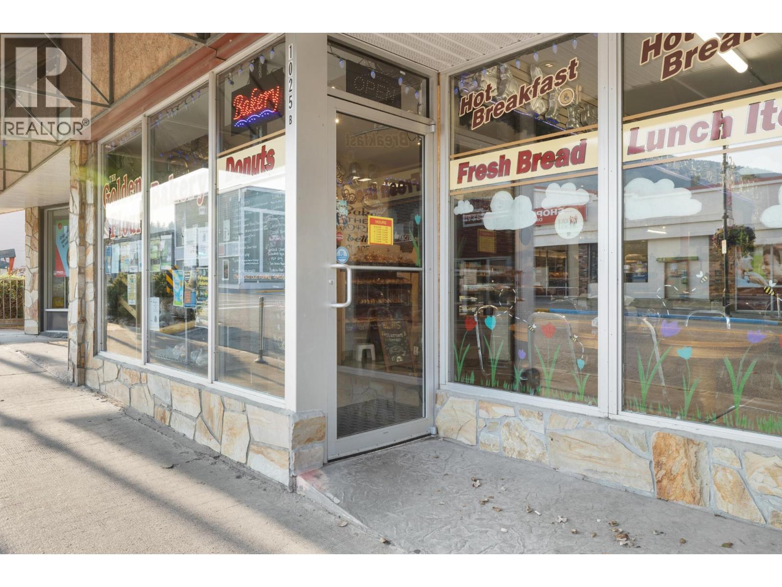 Retail in Creston - Image 19