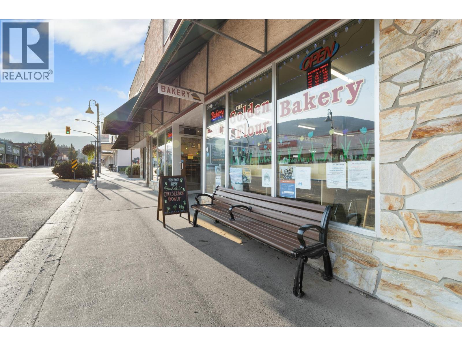 Retail in Creston - Image 22