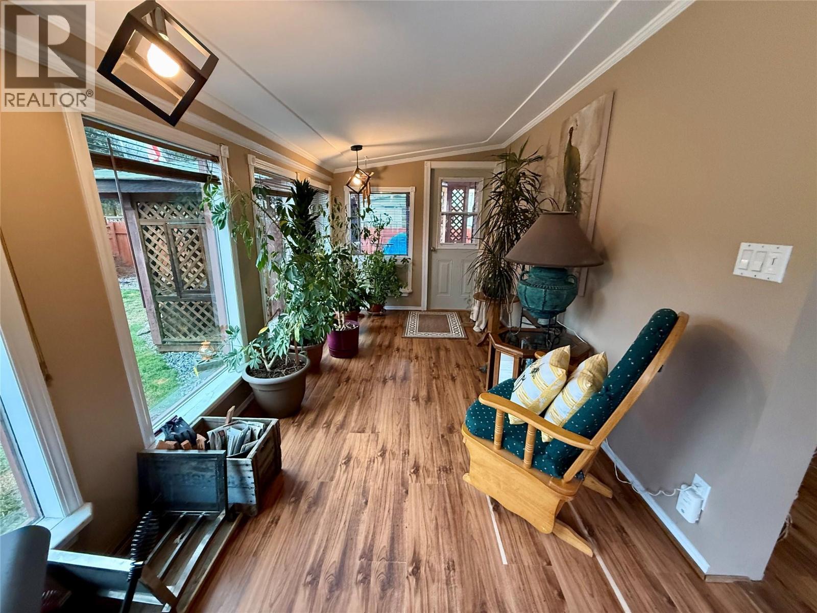 1094 Wanjoff Road, Robson