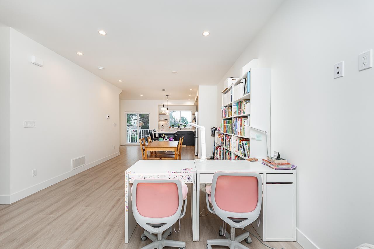 23 19330 FAIRWAY DRIVE, Surrey