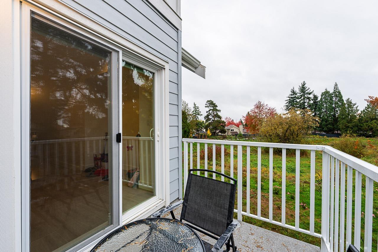 23 19330 FAIRWAY DRIVE, Surrey