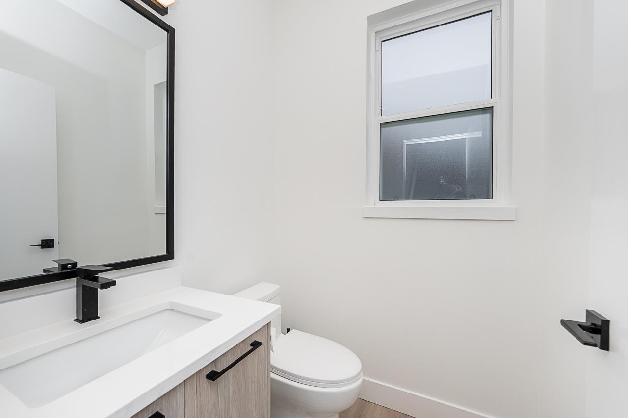 23 19330 FAIRWAY DRIVE, Surrey