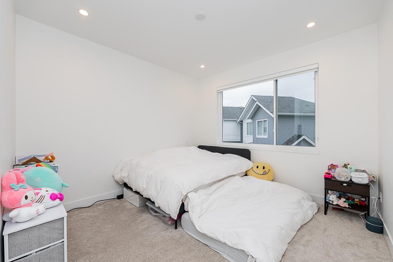 23 19330 FAIRWAY DRIVE, Surrey