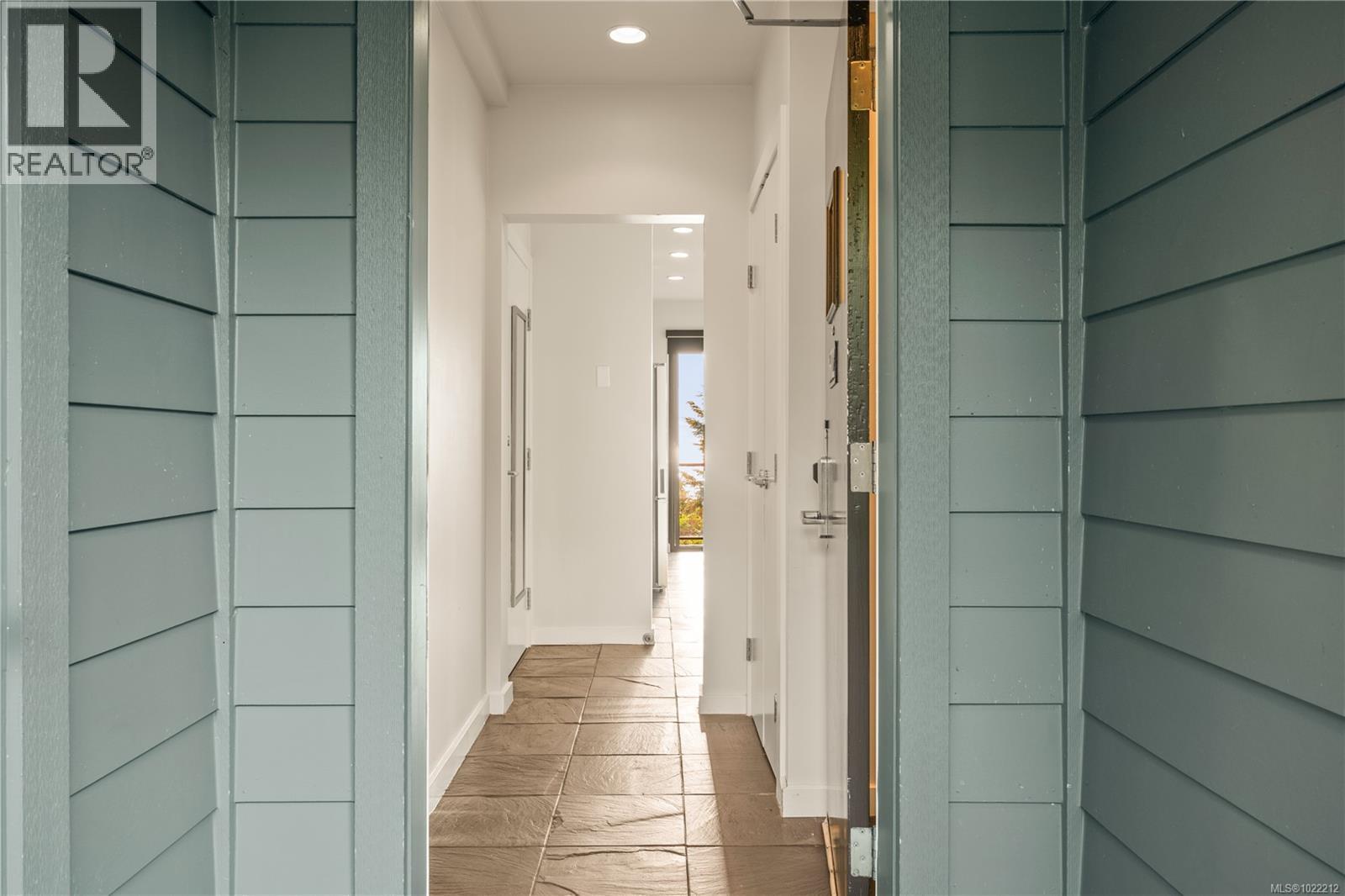 1602 596 Marine Dr, Ucluelet