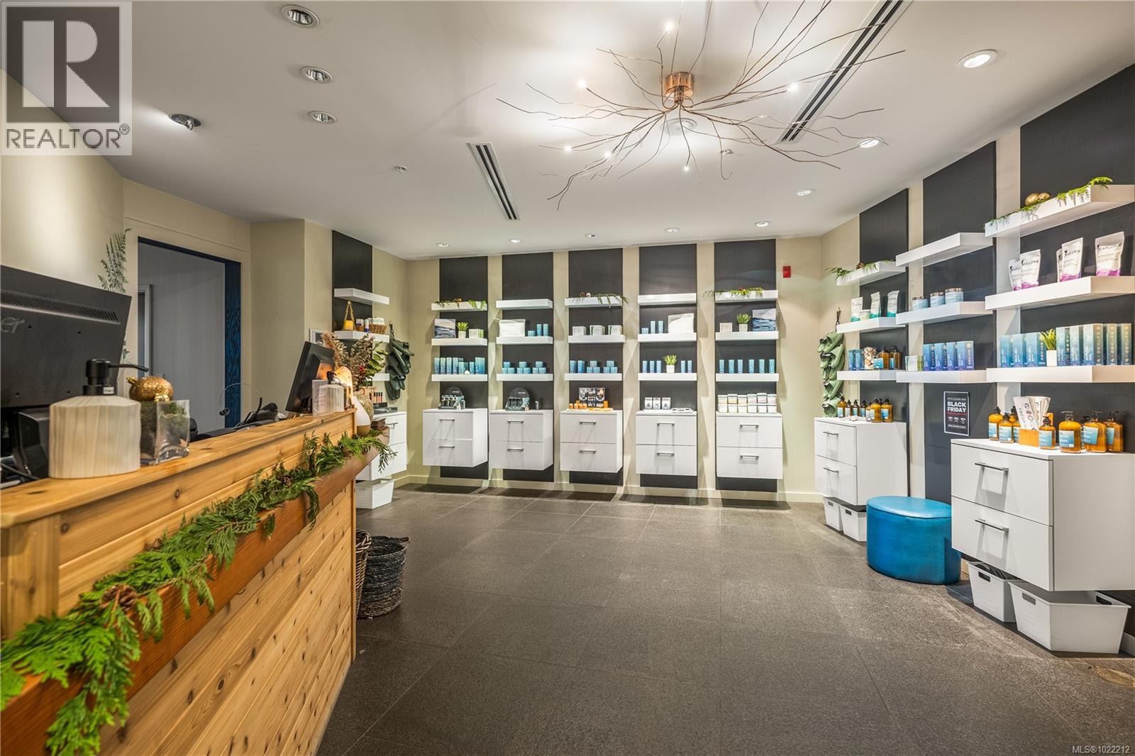 1602 596 Marine Dr, Ucluelet