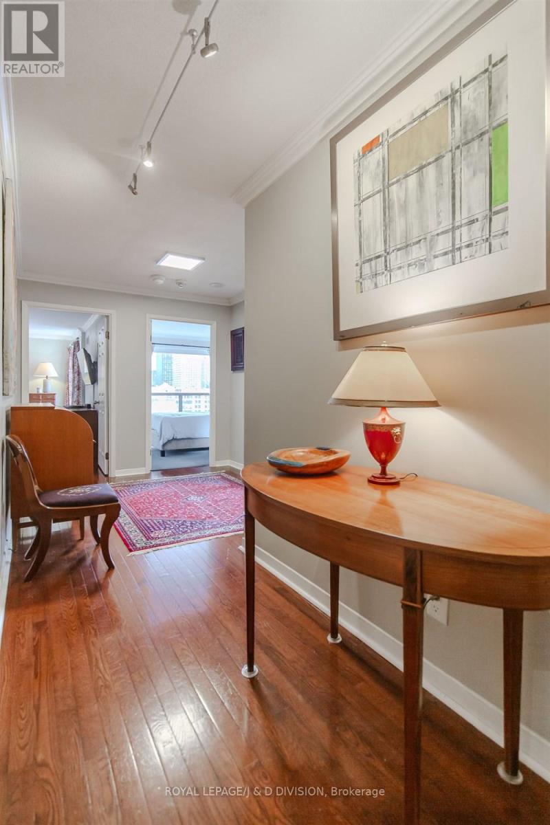 #1607 298 JARVIS STREET - 25