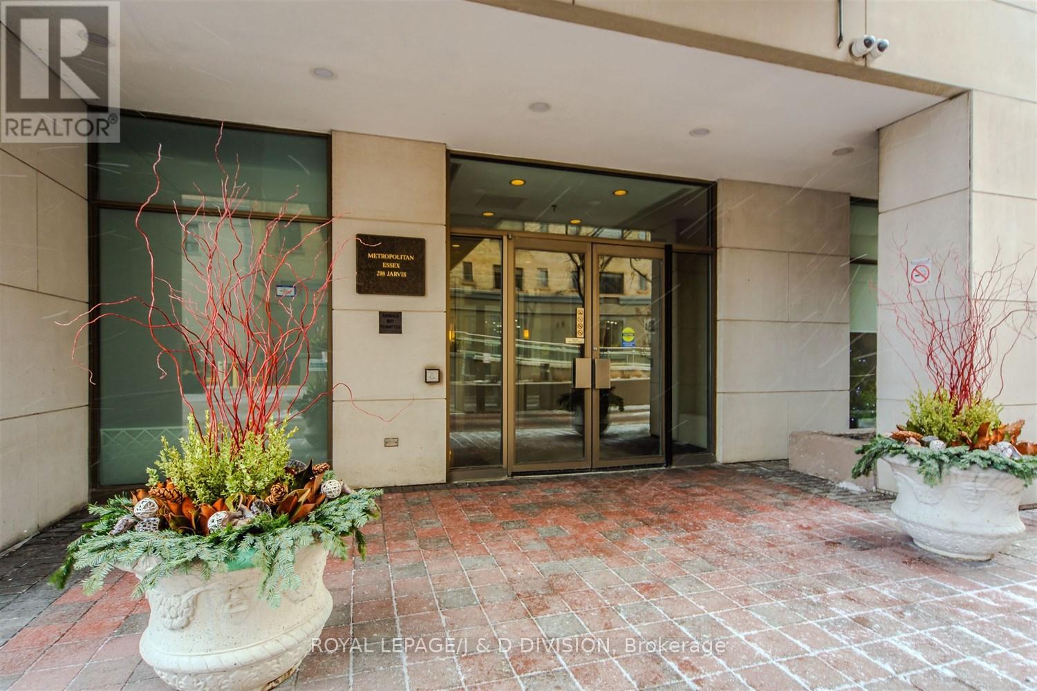 #1607 298 JARVIS STREET - 33