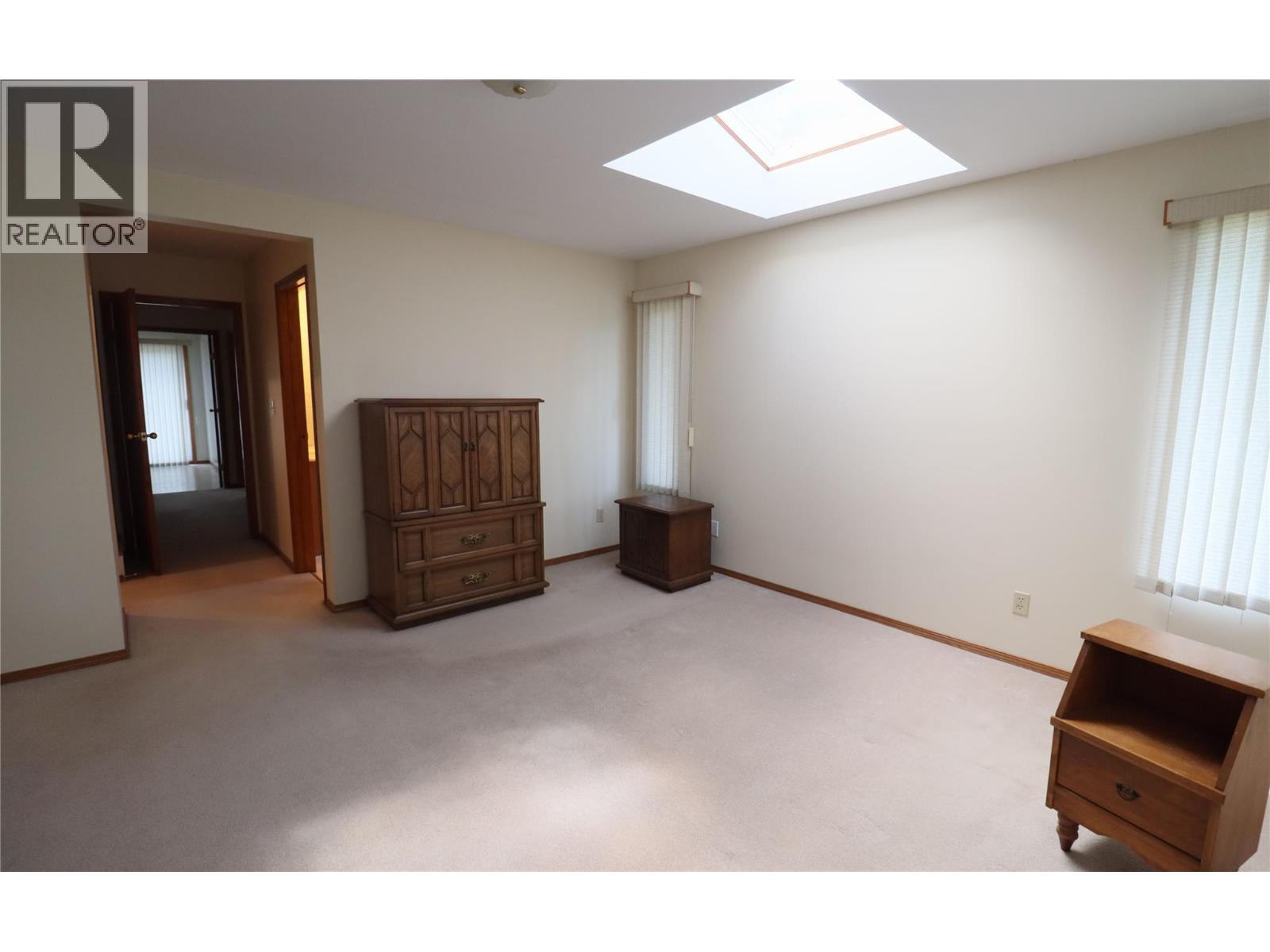 210 WINNIPEG Avenue - 27