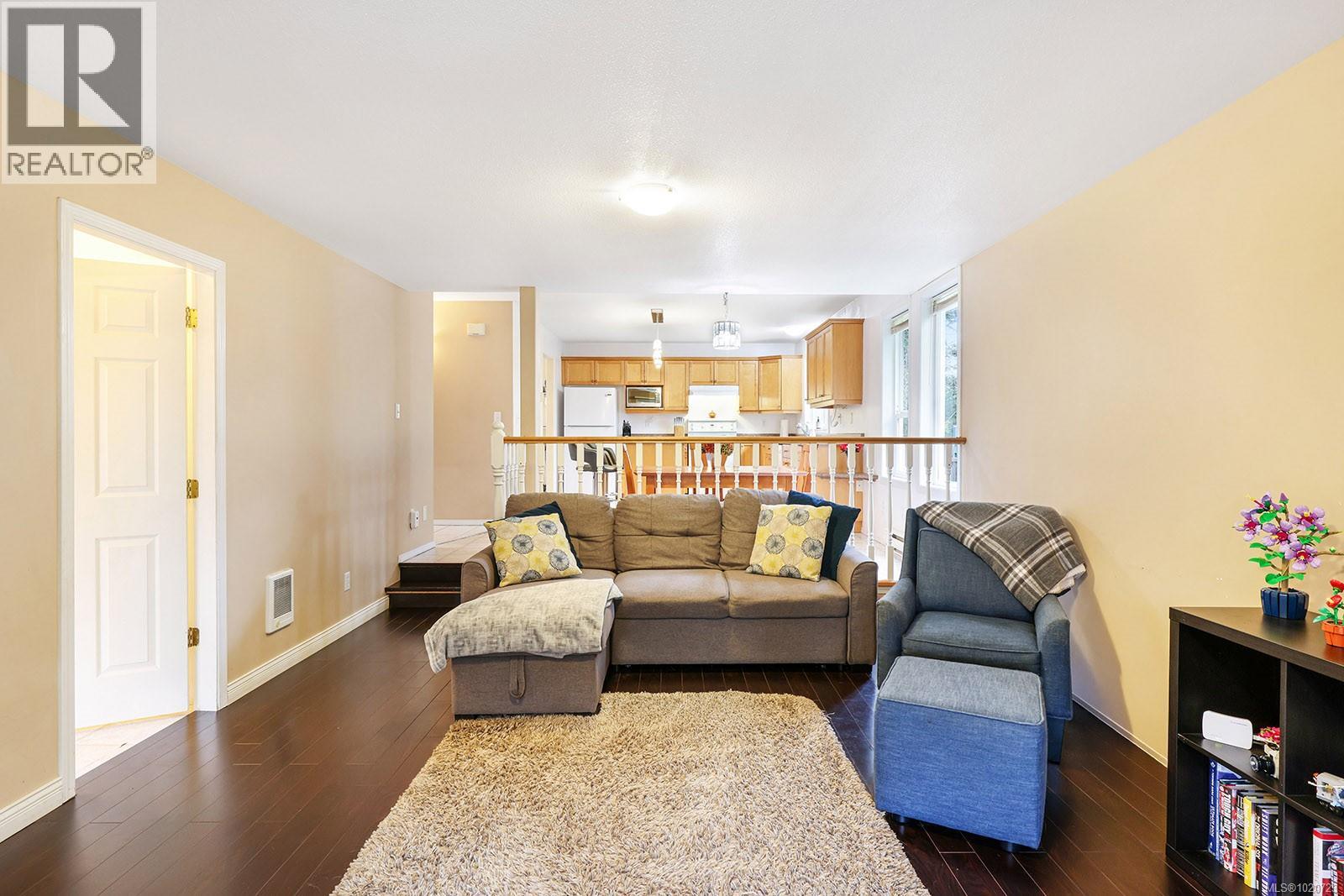 2225 Heron Cres, Comox