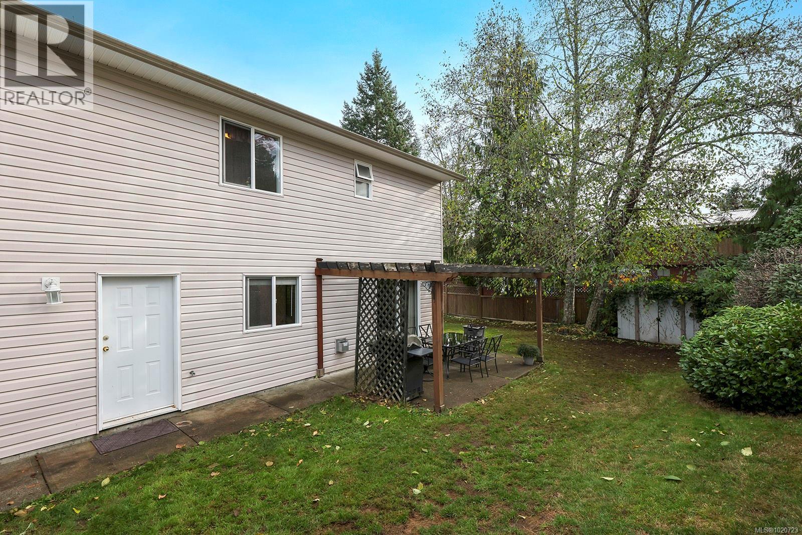 2225 Heron Cres, Comox