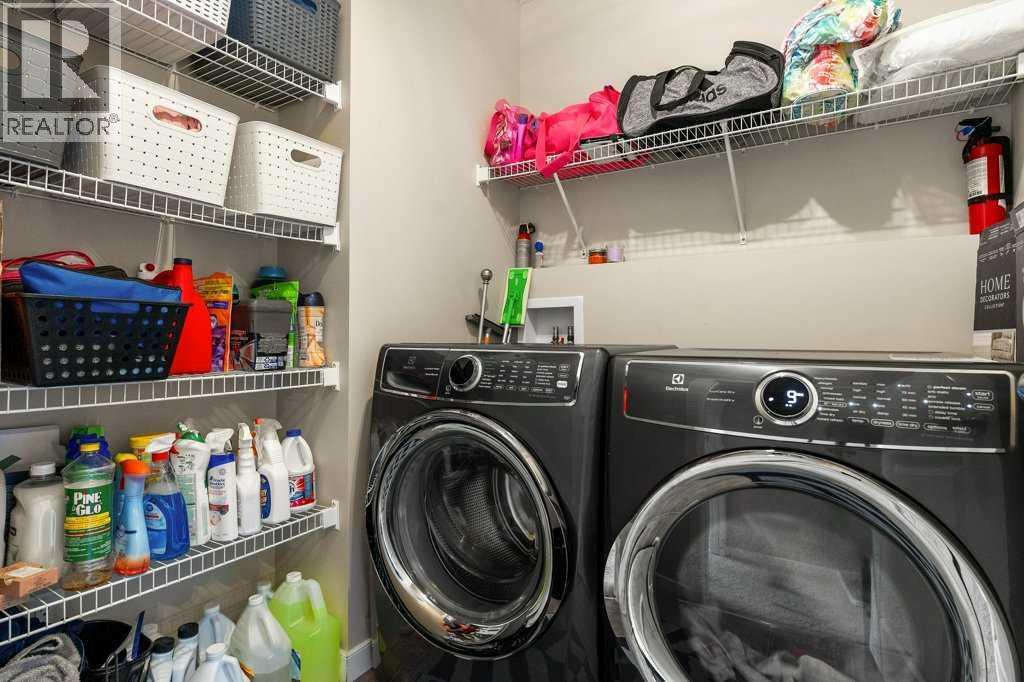 Single Family House for Sale in  Copperpond Park SE Copperfield Calgary 