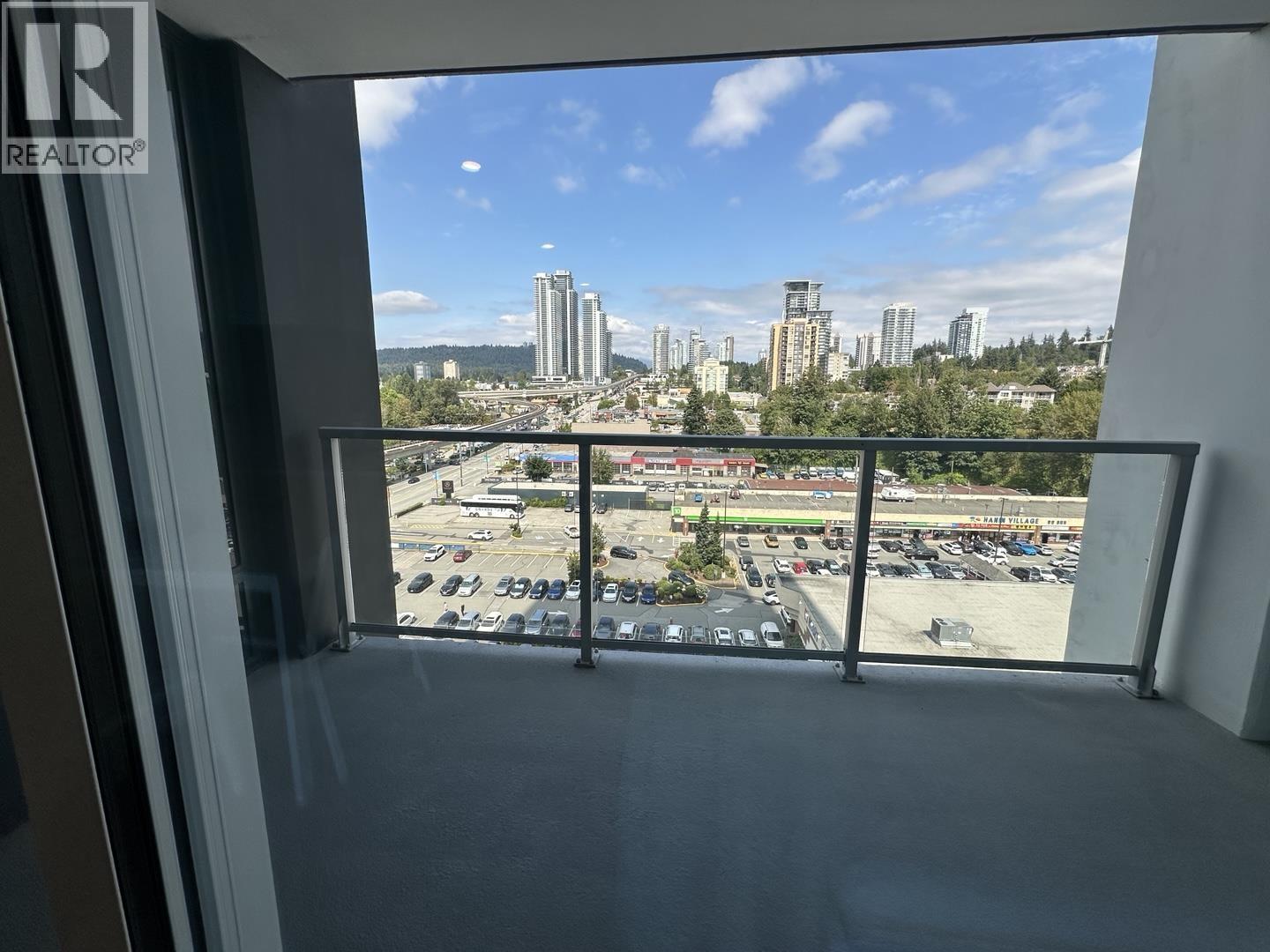 910 318 ALDERSON AVENUE, Coquitlam