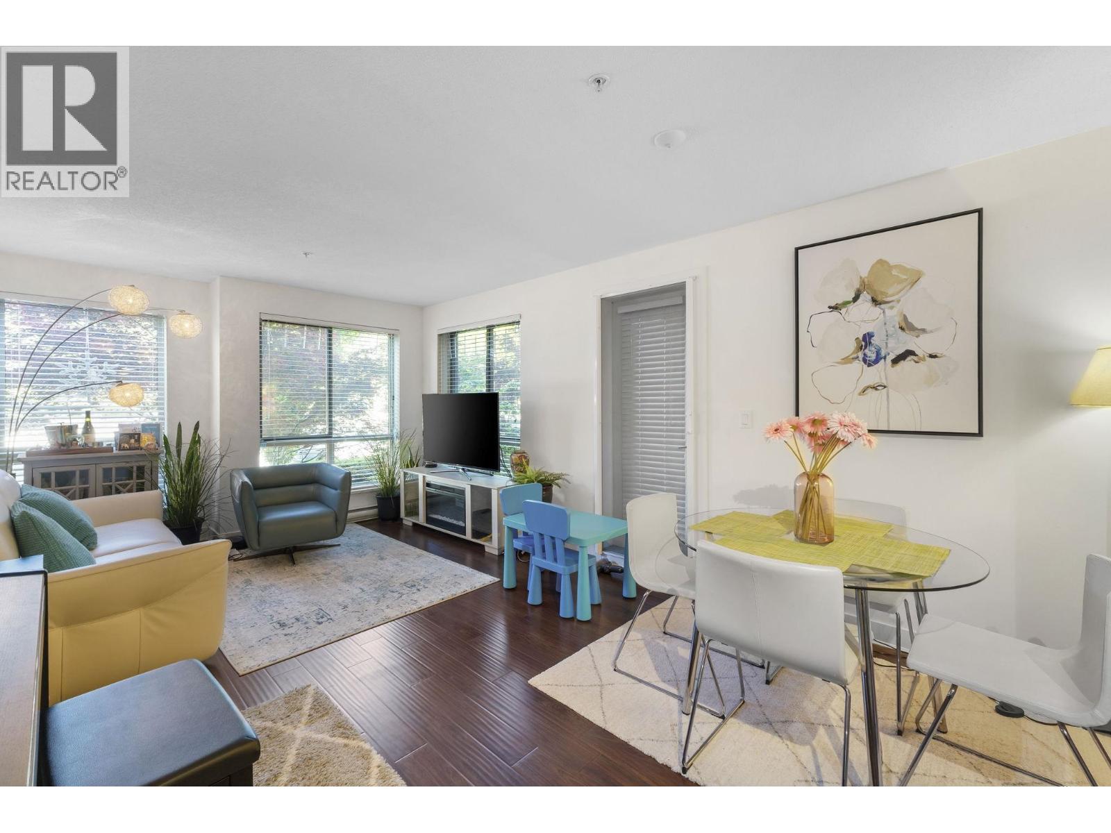 211 500 ROYAL AVENUE, New Westminster