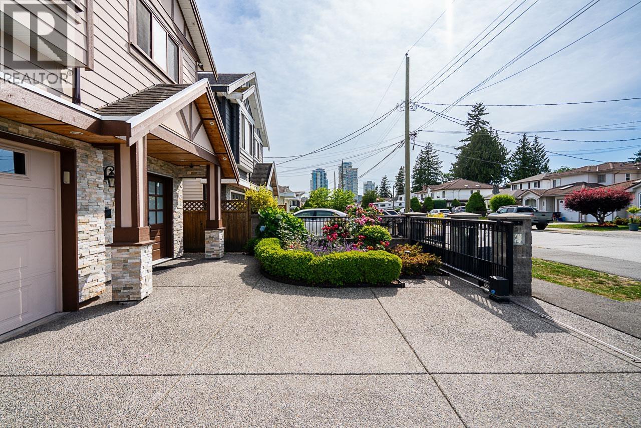 7568 19TH AVENUE, Burnaby
