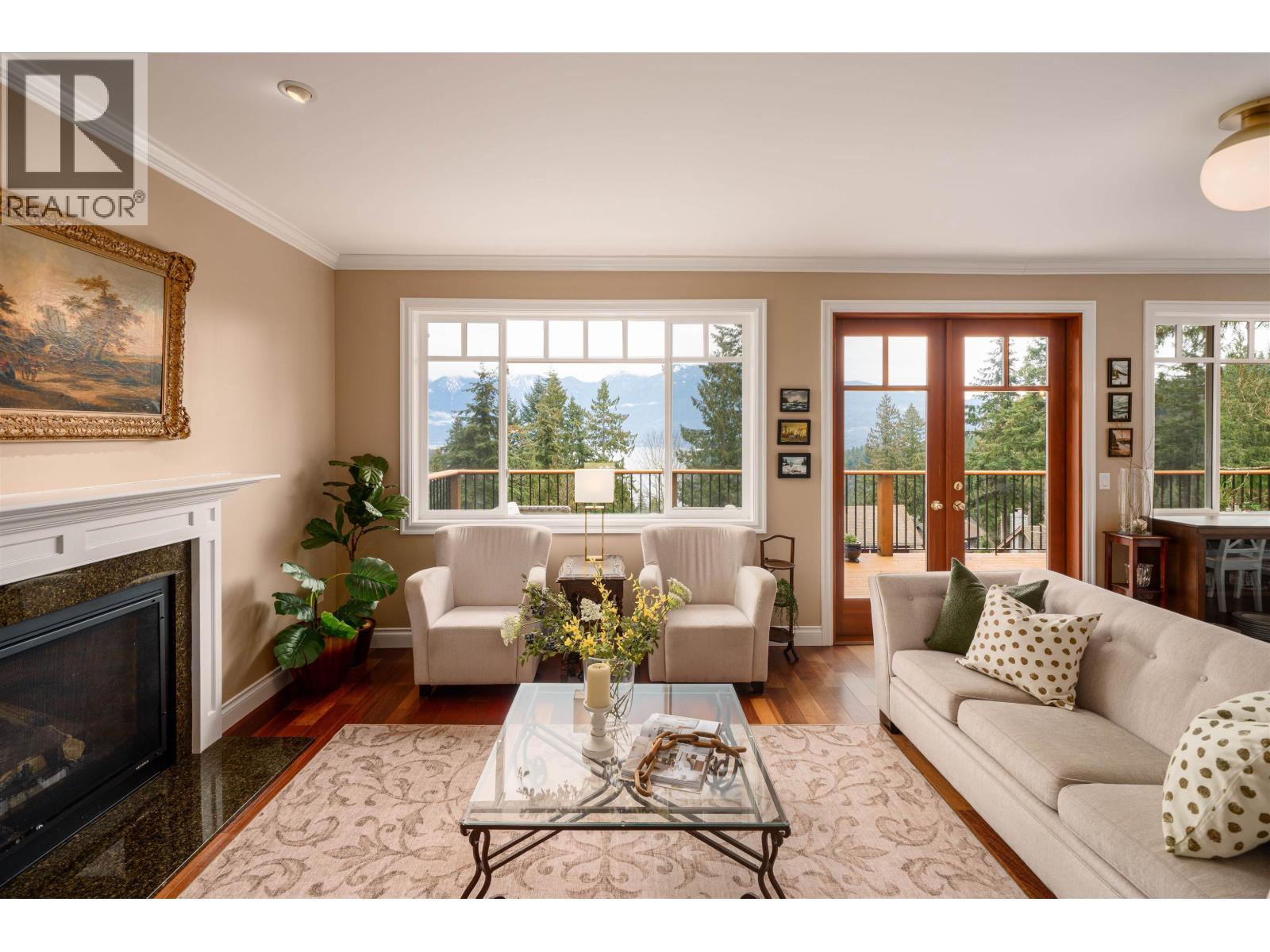 947 VILLAGE DRIVE, Bowen Island