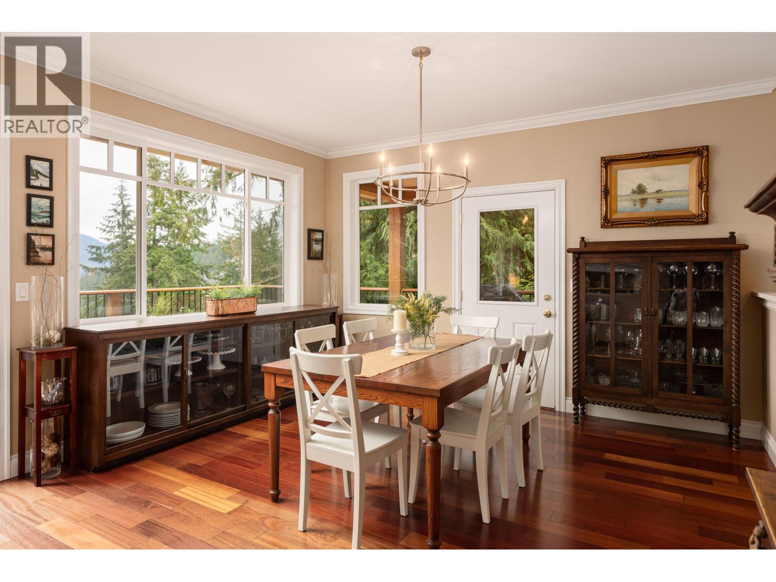 947 VILLAGE DRIVE, Bowen Island