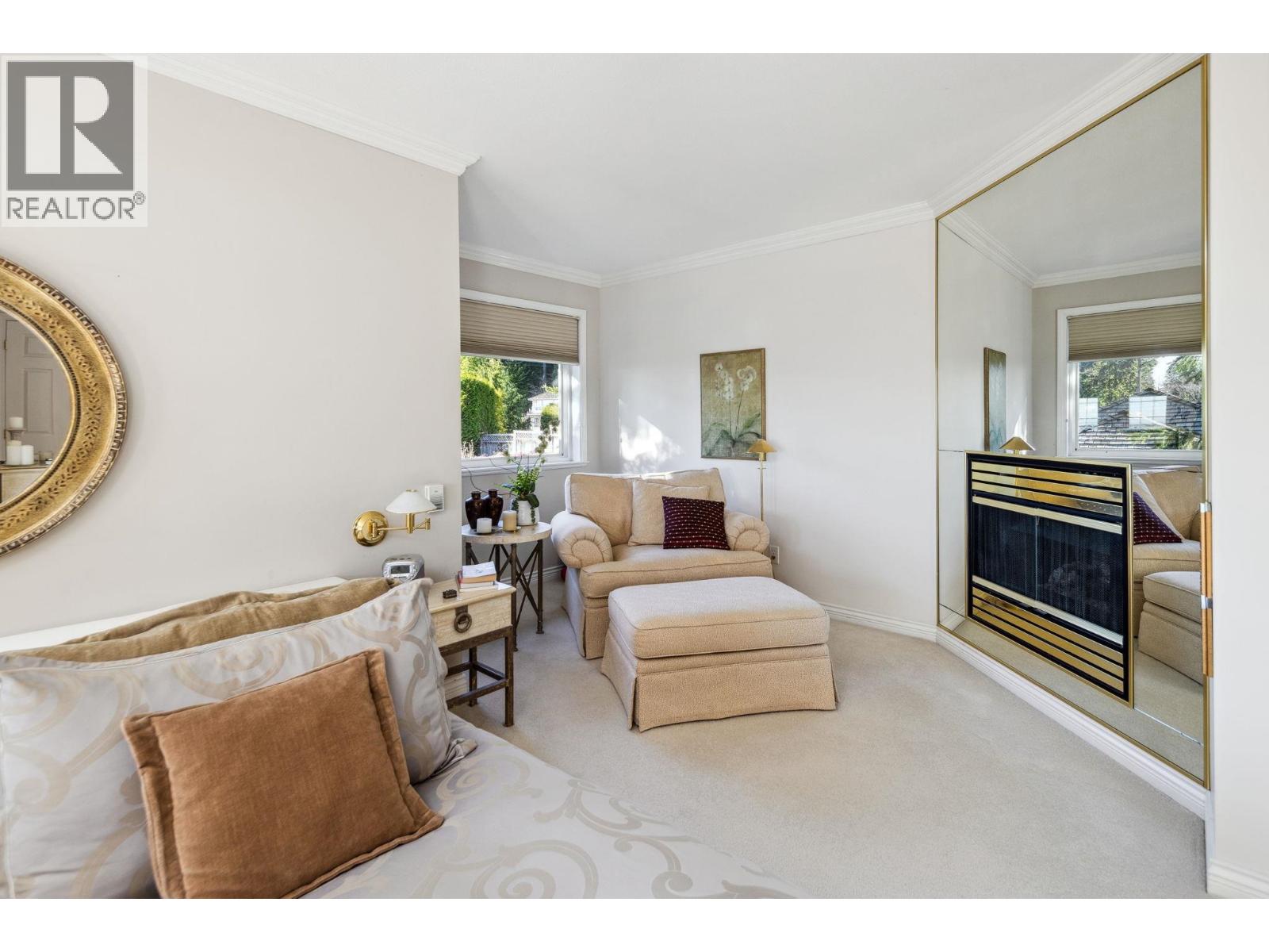 3823 MICHENER WAY, North Vancouver