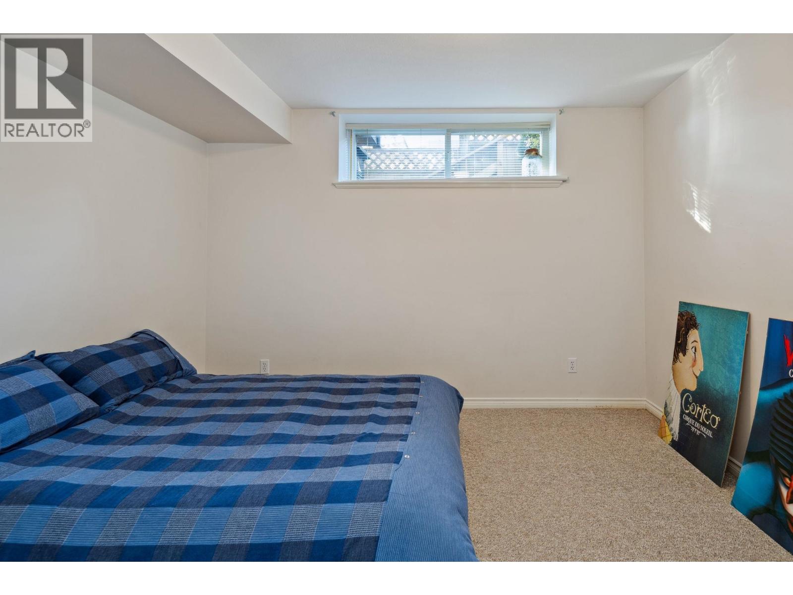 3823 MICHENER WAY, North Vancouver