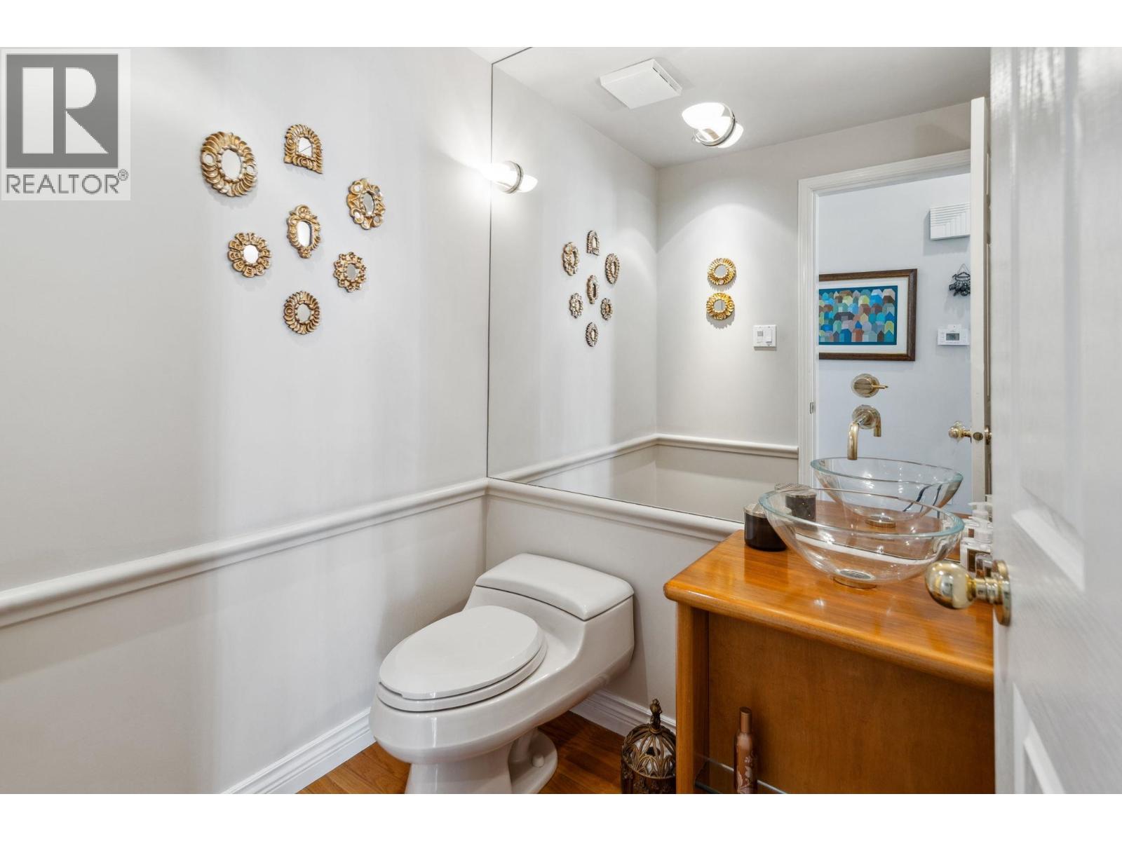 3823 MICHENER WAY, North Vancouver