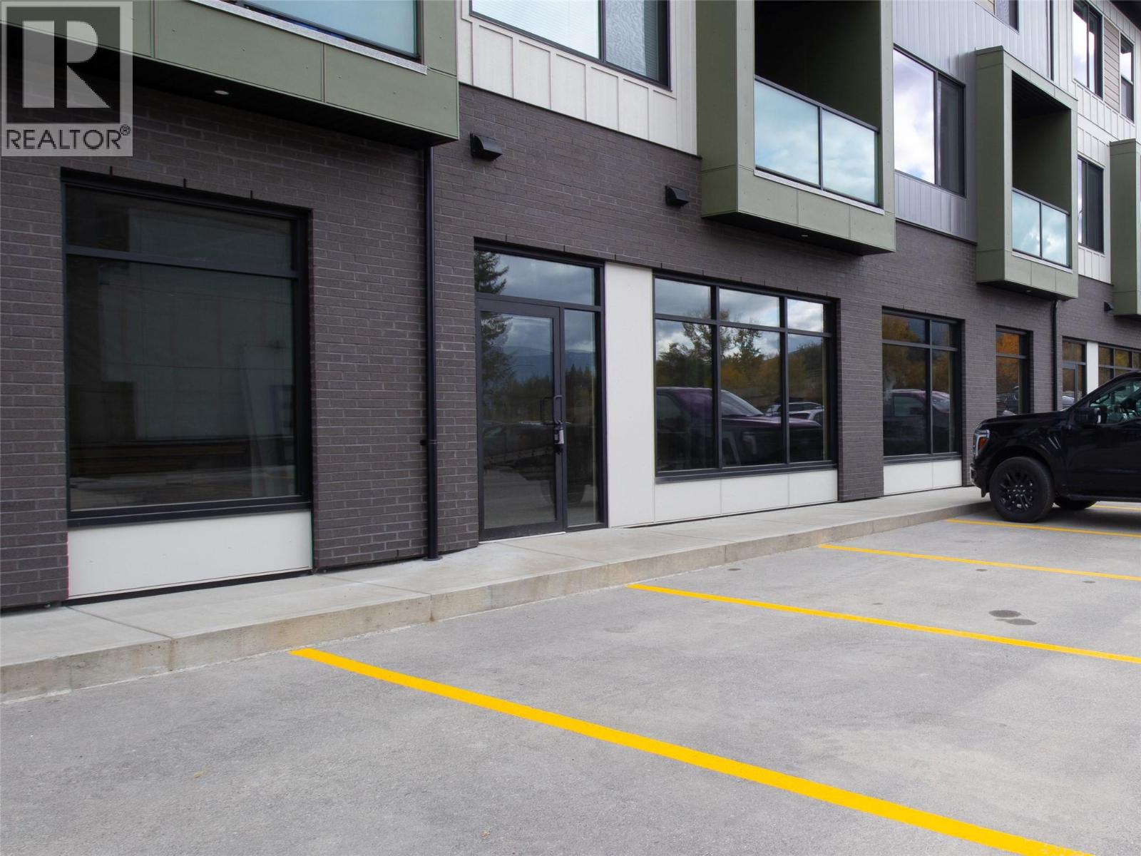 B102 2110 11 Avenue Northeast, Salmon Arm