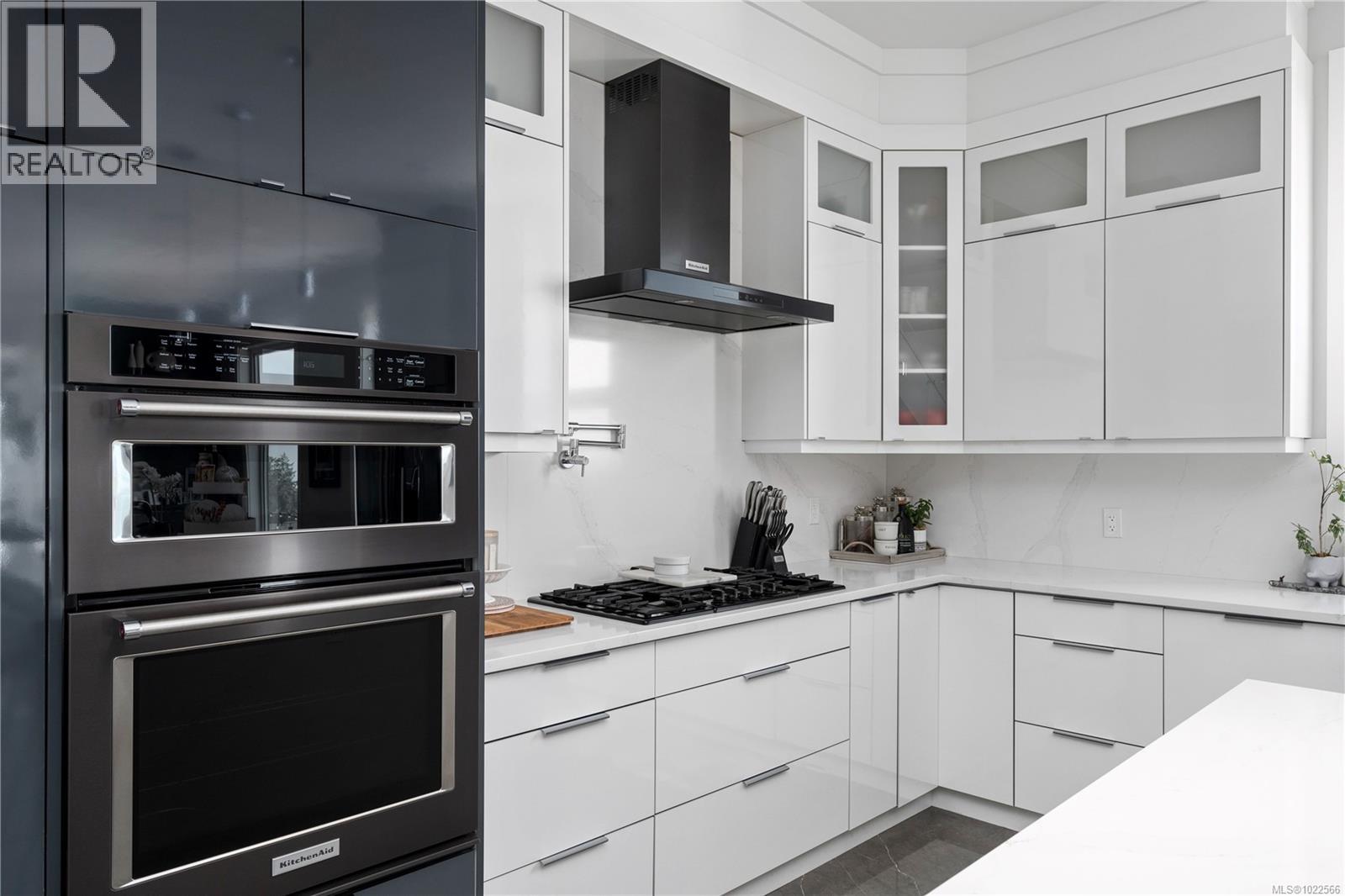 3630 RIDGE VIEW Terr, Colwood