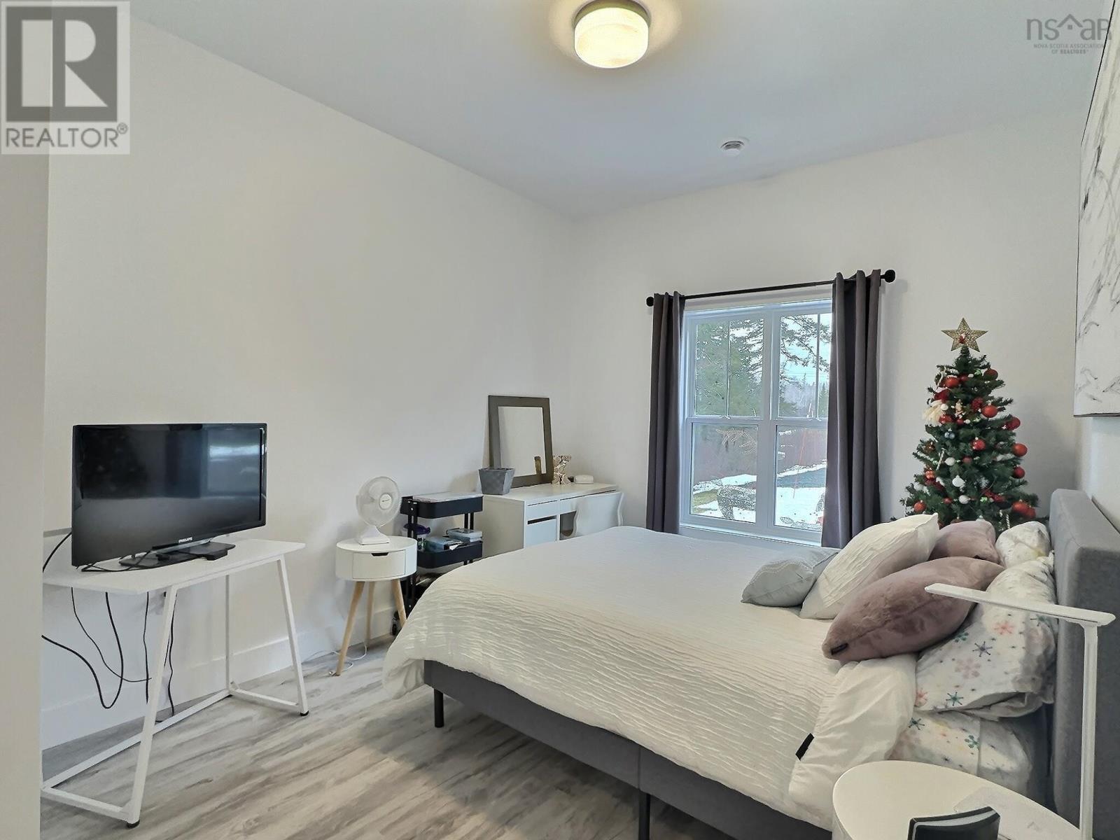 Property 16 of 21 of 94 Tyler Avenue