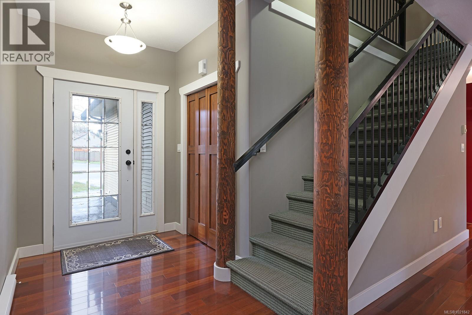 2228 Swallow Cres, Courtenay