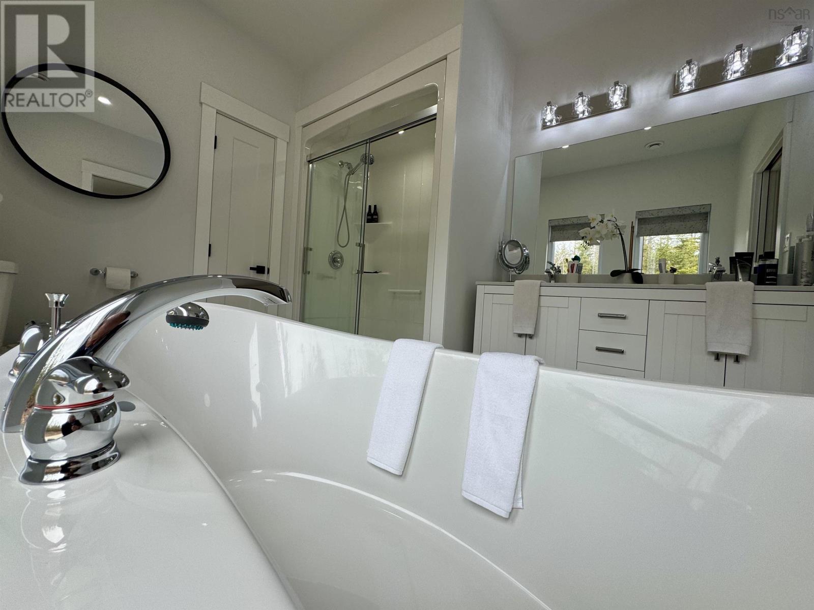 Property 11 of 35 of 381 Grandiqe Ferry Rd.